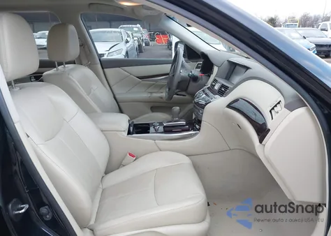 2017 Infiniti Q70L 3.7X z USA, uszkodzony, nr VIN JN1BY1PR8HM210624